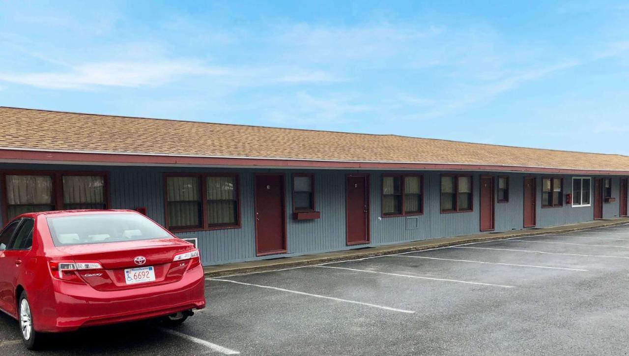 Pleasant Valley Motel West Stockbridge Bagian luar foto